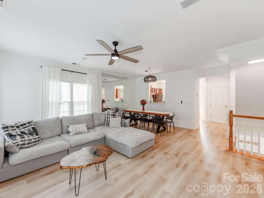 12117 Harrison Steel Drive, Charlotte, NC 28277.  MLS# CAR4397900, YatesRealty ID 35882. Open floor plan on second level
