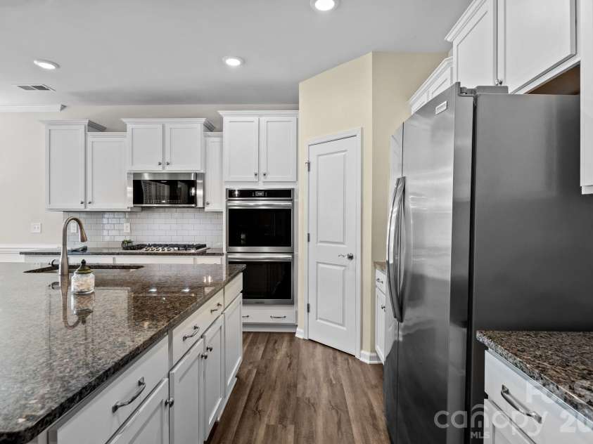 3061 Rosseau Lane, Mount Holly, NC 28120.  MLS# CAR4375175, YatesRealty ID 35883. 
