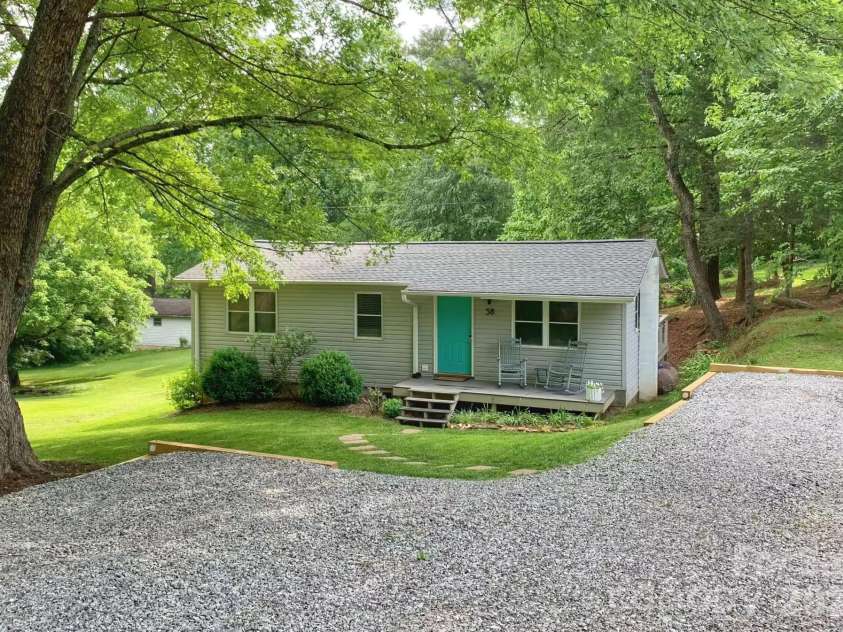 58 McDonald Road, Arden, NC 28704.  MLS# CAR4394884, YatesRealty ID 35885. 