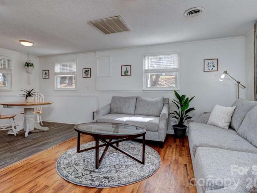 58 McDonald Road, Arden, NC 28704.  MLS# CAR4394884, YatesRealty ID 35885. 