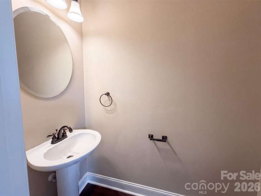 749 Williamsburg Estate Road, Clover, SC 29710.  MLS# CAR4412578, YatesRealty ID 35886. 