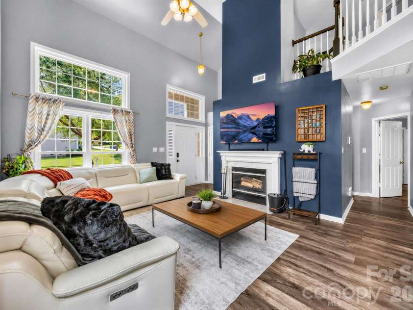 11514 Woodfire Road, Charlotte, NC 28269.  MLS# CAR4398983, YatesRealty ID 35887. 