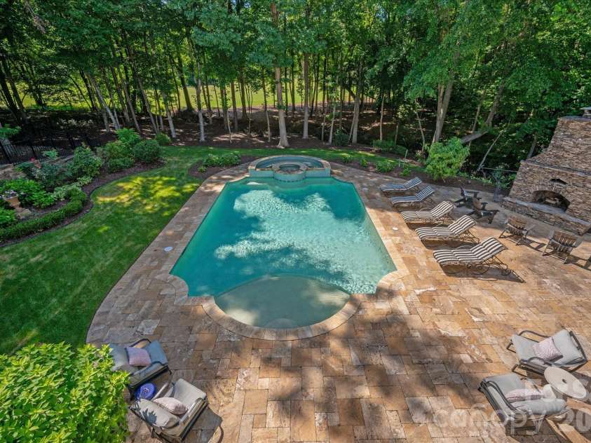 417 Latimer Lane, Fort Mill, SC 29715.  MLS# CAR4393297, YatesRealty ID 35889. 