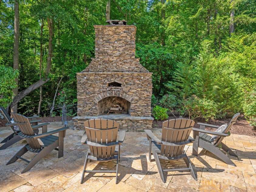 417 Latimer Lane, Fort Mill, SC 29715.  MLS# CAR4393297, YatesRealty ID 35889. 