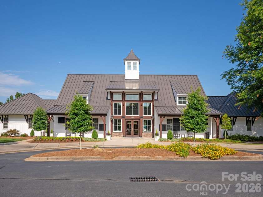 417 Latimer Lane, Fort Mill, SC 29715.  MLS# CAR4393297, YatesRealty ID 35889. 