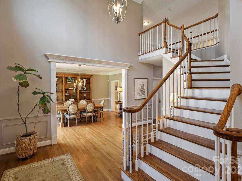 4219 Kronos Place, Charlotte, NC 28210.  MLS# CAR4225986, YatesRealty ID 3589. Grand staircase
