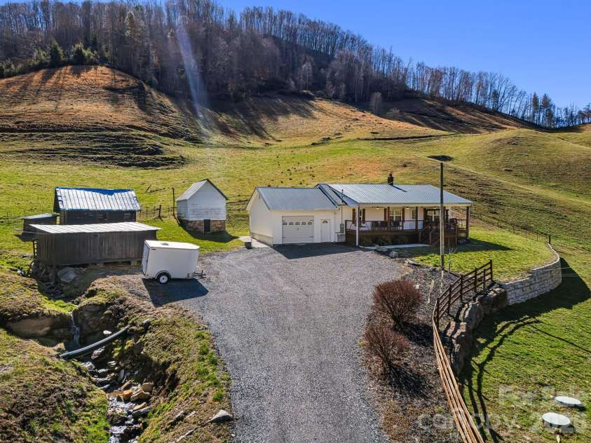867 Indian Creek Road, Burnsville, NC 28714.  MLS# CAR4231140, YatesRealty ID 3589. 