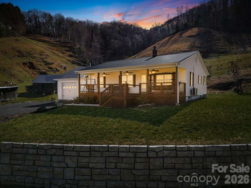 867 Indian Creek Road, Burnsville, NC 28714.  MLS# CAR4231140, YatesRealty ID 3589. 