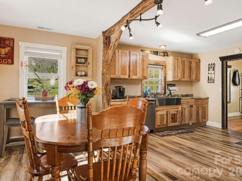 867 Indian Creek Road, Burnsville, NC 28714.  MLS# CAR4231140, YatesRealty ID 3589. 