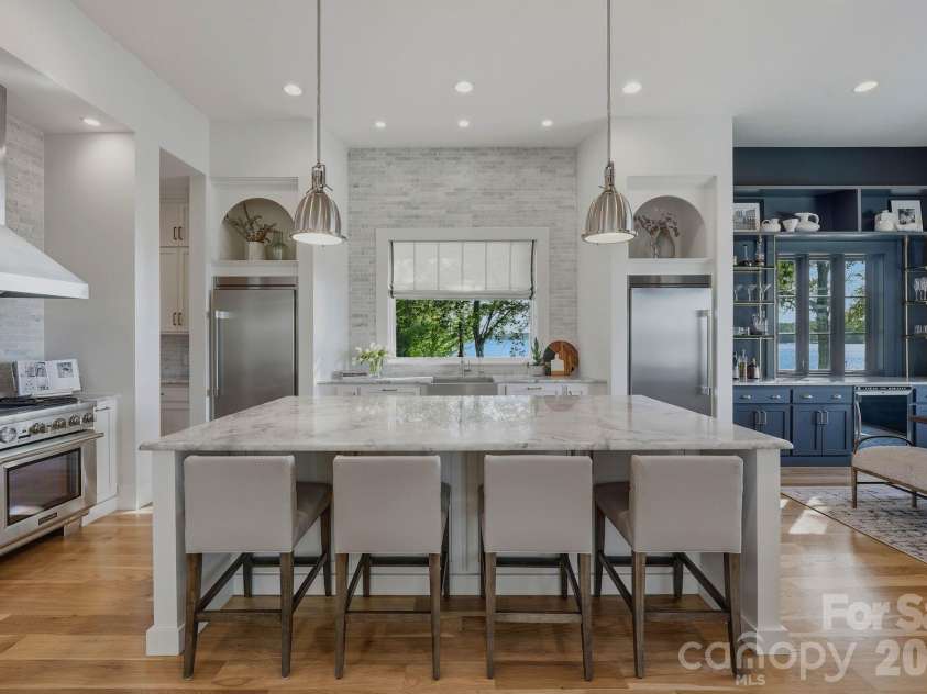 16525 Forest Home Road, Charlotte, NC 28278.  MLS# CAR4327010, YatesRealty ID 35891. 