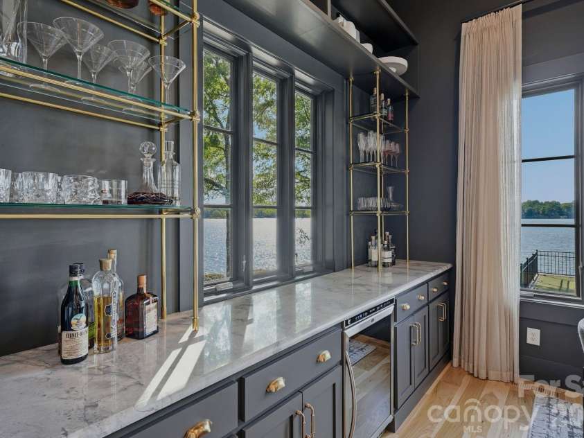 16525 Forest Home Road, Charlotte, NC 28278.  MLS# CAR4327010, YatesRealty ID 35891. 