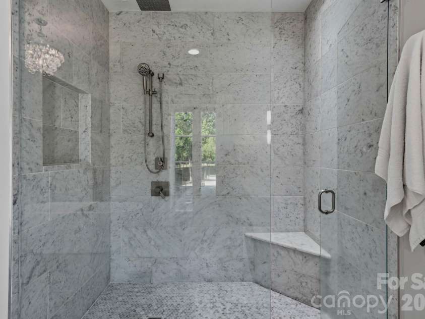 16525 Forest Home Road, Charlotte, NC 28278.  MLS# CAR4327010, YatesRealty ID 35891. 