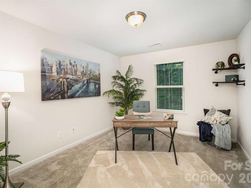 407 Park Meadows Drive, Matthews, NC 28104.  MLS# CAR4392240, YatesRealty ID 35893. 