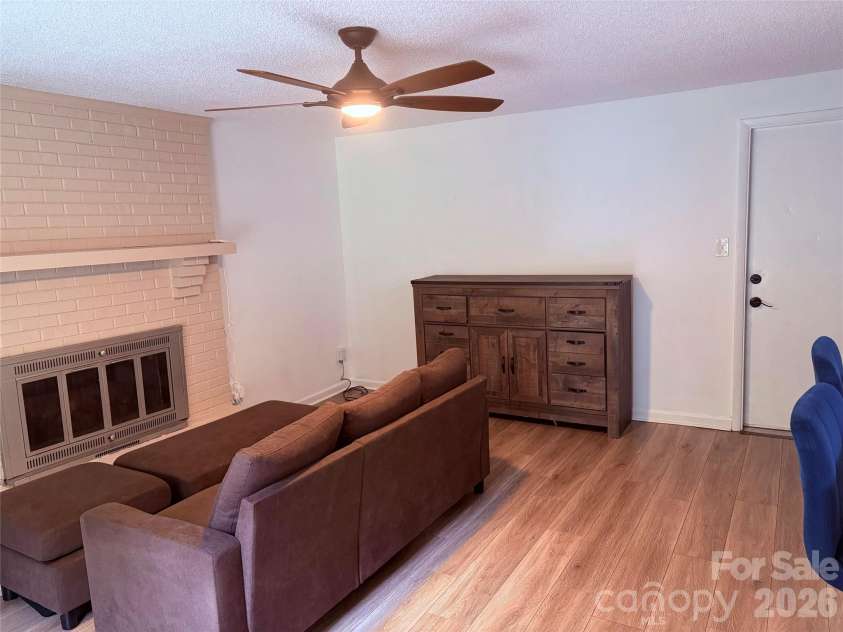 11806 Battery Place, Charlotte, NC 28273.  MLS# CAR4400361, YatesRealty ID 35894. 