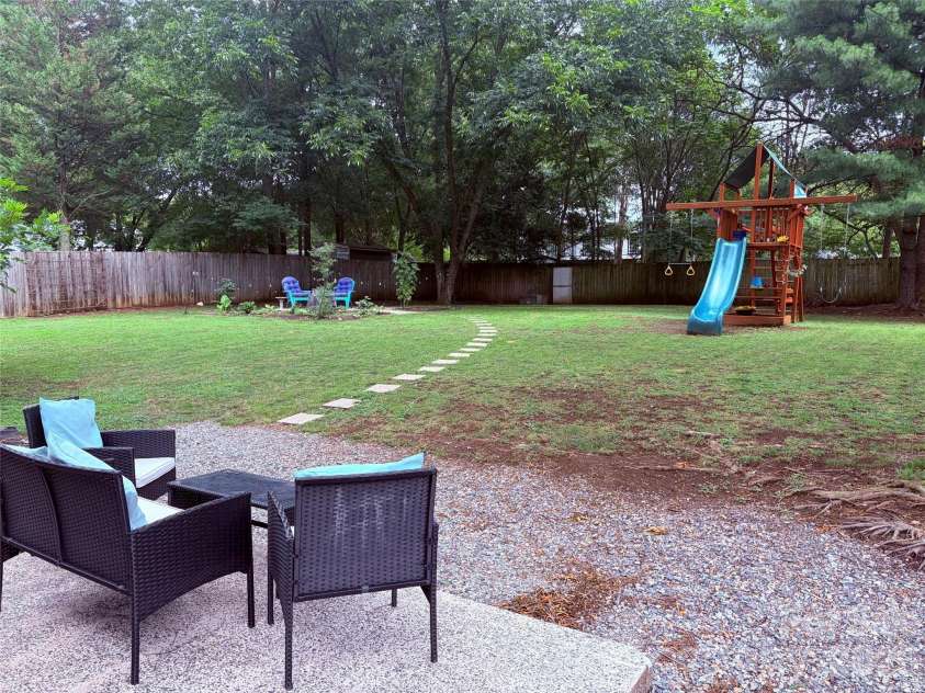 11806 Battery Place, Charlotte, NC 28273.  MLS# CAR4400361, YatesRealty ID 35894. 