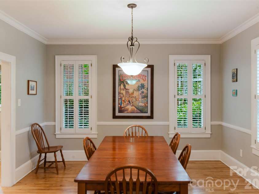 1825 Dilworth Road, Charlotte, NC 28203.  MLS# CAR4399072, YatesRealty ID 35895. 