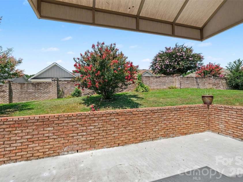 507 Birmingham Court, Rock Hill, SC 29732.  MLS# CAR4401115, YatesRealty ID 35897. 