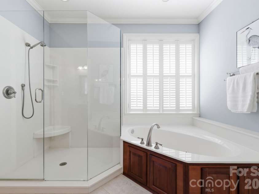 19 Thornapple Drive, Hendersonville, NC 28739.  MLS# CAR4398445, YatesRealty ID 35898. 