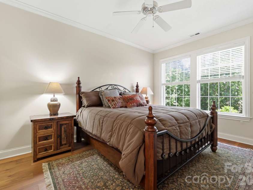 19 Thornapple Drive, Hendersonville, NC 28739.  MLS# CAR4398445, YatesRealty ID 35898. 