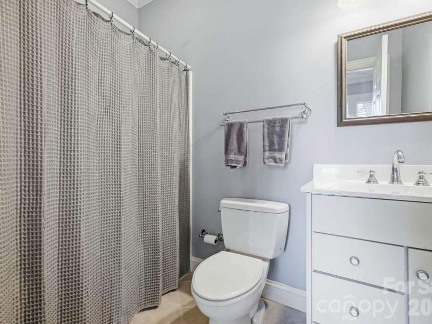 19 Thornapple Drive, Hendersonville, NC 28739.  MLS# CAR4398445, YatesRealty ID 35898. 