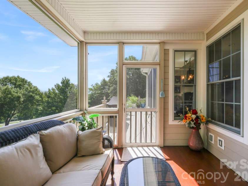 19 Thornapple Drive, Hendersonville, NC 28739.  MLS# CAR4398445, YatesRealty ID 35898. 