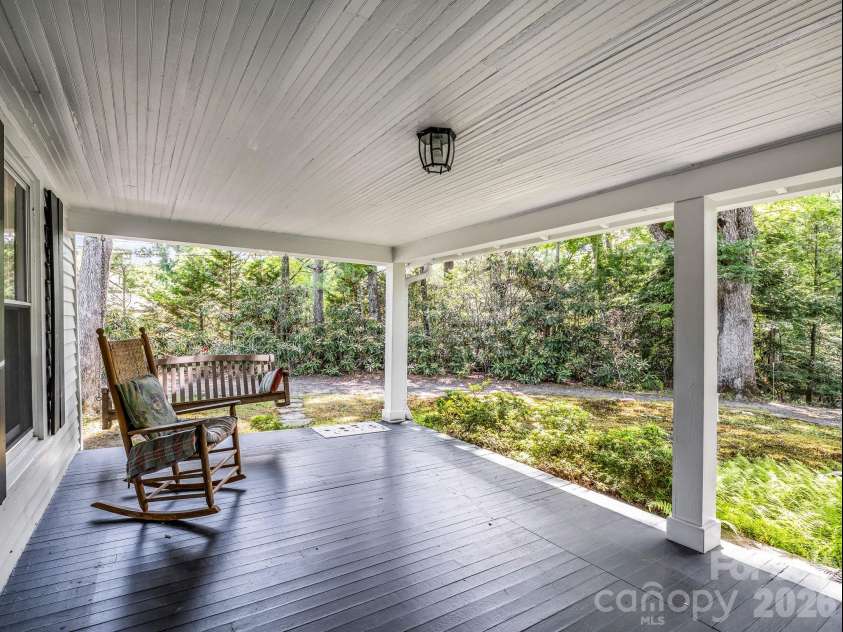 808 Montreat Road, Black Mountain, NC 28711.  MLS# CAR4398814, YatesRealty ID 35899. 
