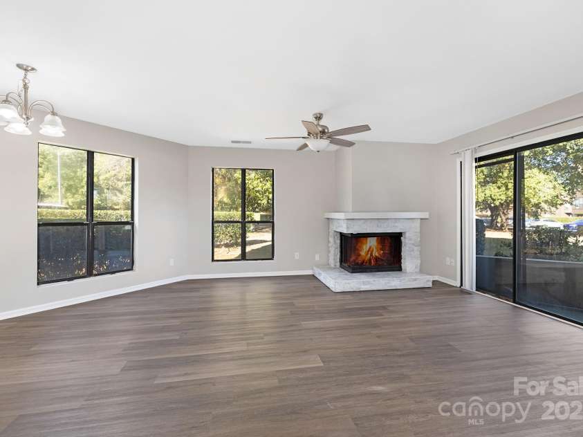 8212 Cedar Glen Drive, Charlotte, NC 28212.  MLS# CAR4322031, YatesRealty ID 359. 