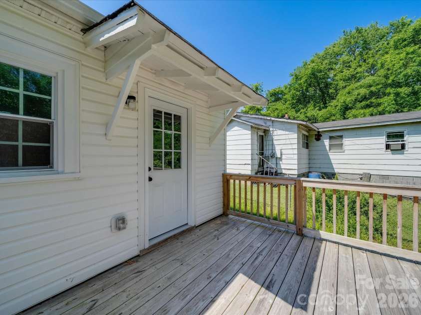 83 Woodsdale Place, Concord, NC 28025.  MLS# CAR4337022, YatesRealty ID 3590. 