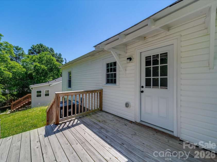 83 Woodsdale Place, Concord, NC 28025.  MLS# CAR4337022, YatesRealty ID 3590. 