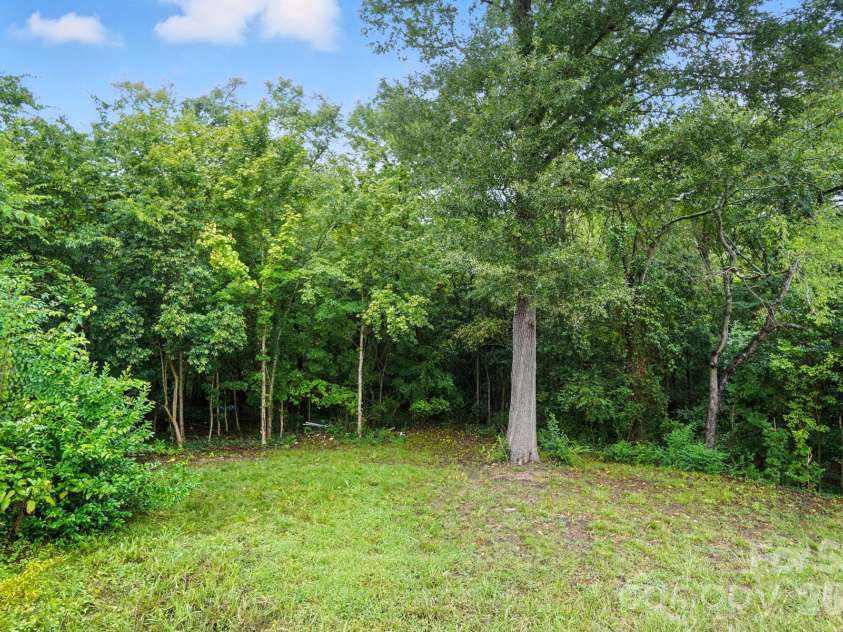 83 Woodsdale Place, Concord, NC 28025.  MLS# CAR4337022, YatesRealty ID 3590. 