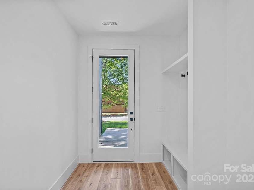 209 & 211 Keswick Avenue, Charlotte, NC 28206.  MLS# CAR4304868, YatesRealty ID 35900. 
