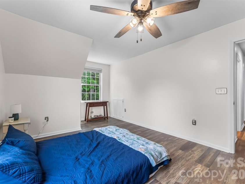 70 Heslar Way, Marshall, NC 28753.  MLS# CAR4388058, YatesRealty ID 35900. Another view third bedroom