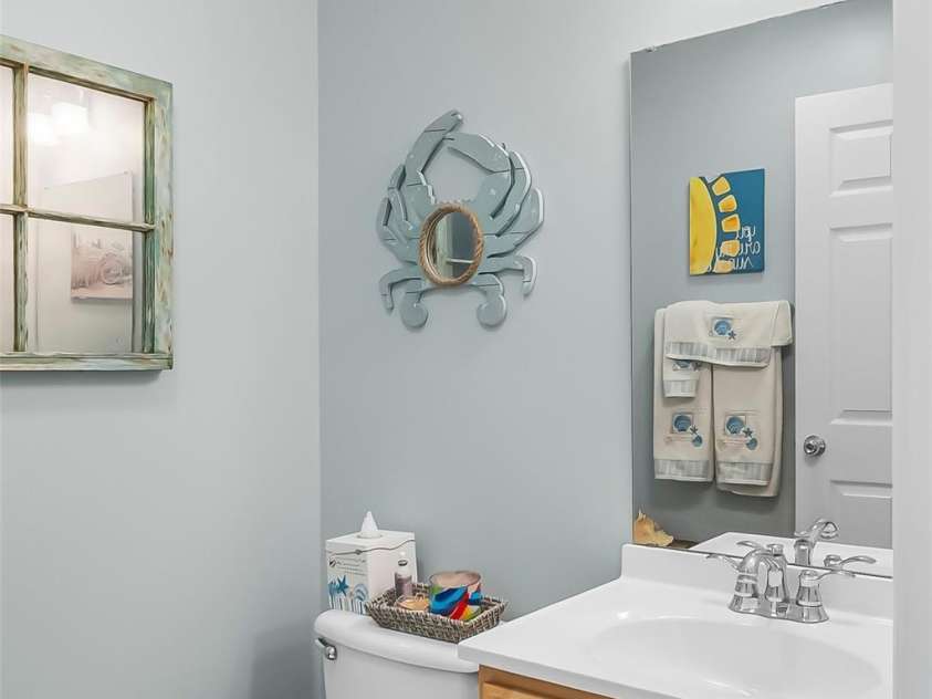 70 Heslar Way, Marshall, NC 28753.  MLS# CAR4388058, YatesRealty ID 35900. Half bath main floor