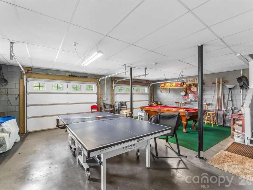 70 Heslar Way, Marshall, NC 28753.  MLS# CAR4388058, YatesRealty ID 35900. Ping pong table in garage will convey with acceptable offer