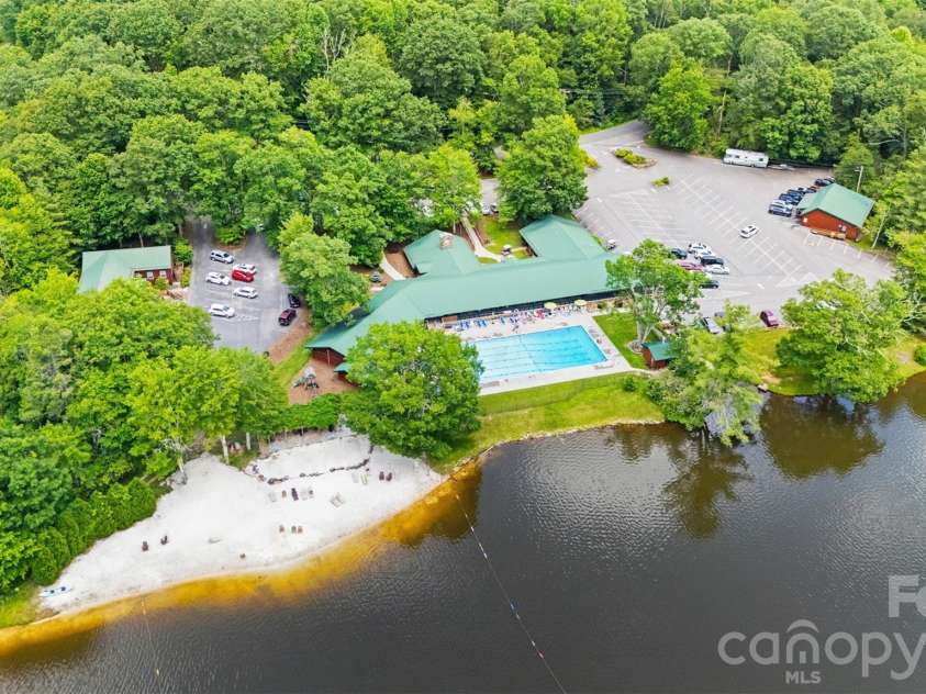 180 Longview Road, Newland, NC 28657.  MLS# CAR4397948, YatesRealty ID 35901. 