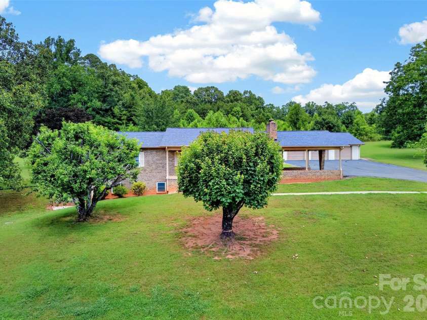 5882 Harmony Grove Road, Nebo, NC 28761.  MLS# CAR4399136, YatesRealty ID 35902. 