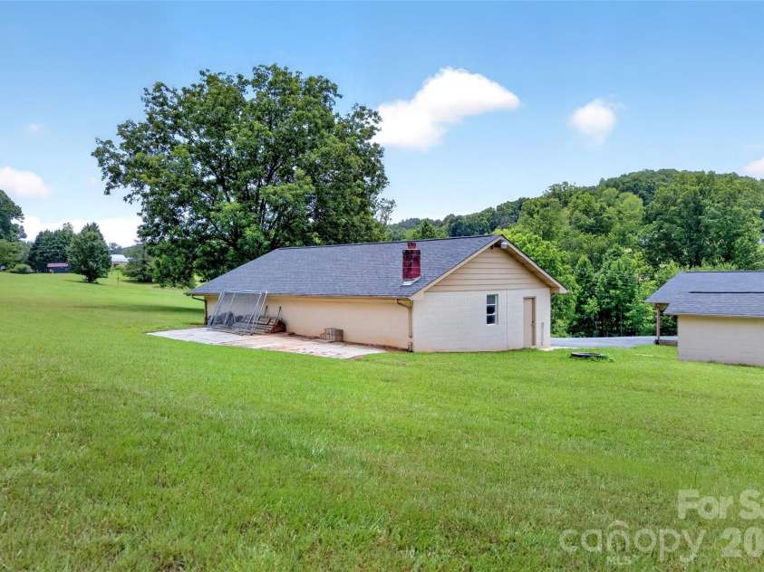 5882 Harmony Grove Road, Nebo, NC 28761.  MLS# CAR4399136, YatesRealty ID 35902. 