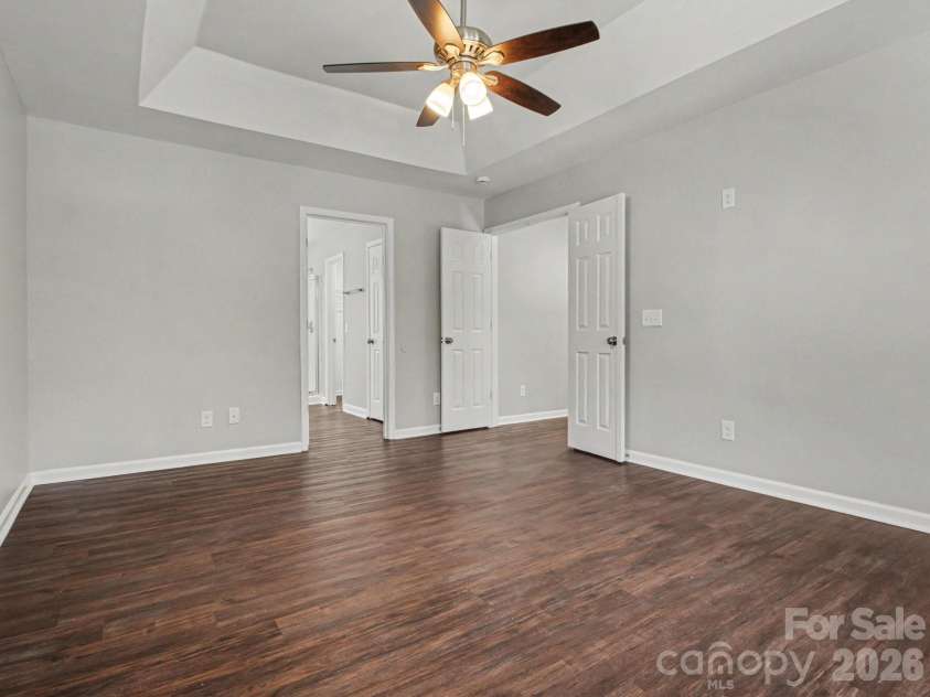 5142 Bentgrass Run Drive, Charlotte, NC 28269.  MLS# CAR4381272, YatesRealty ID 35904. 