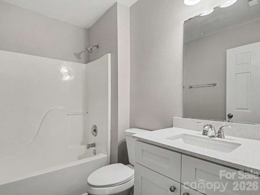 5142 Bentgrass Run Drive, Charlotte, NC 28269.  MLS# CAR4381272, YatesRealty ID 35904. 