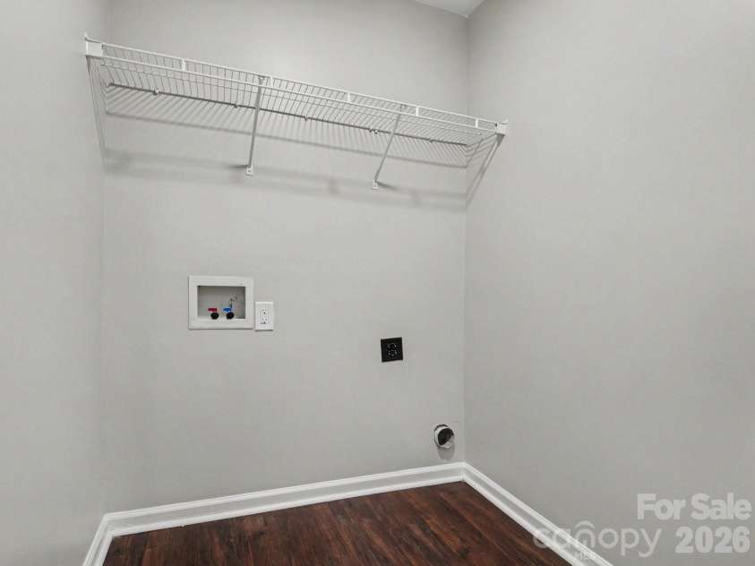 5142 Bentgrass Run Drive, Charlotte, NC 28269.  MLS# CAR4381272, YatesRealty ID 35904. 