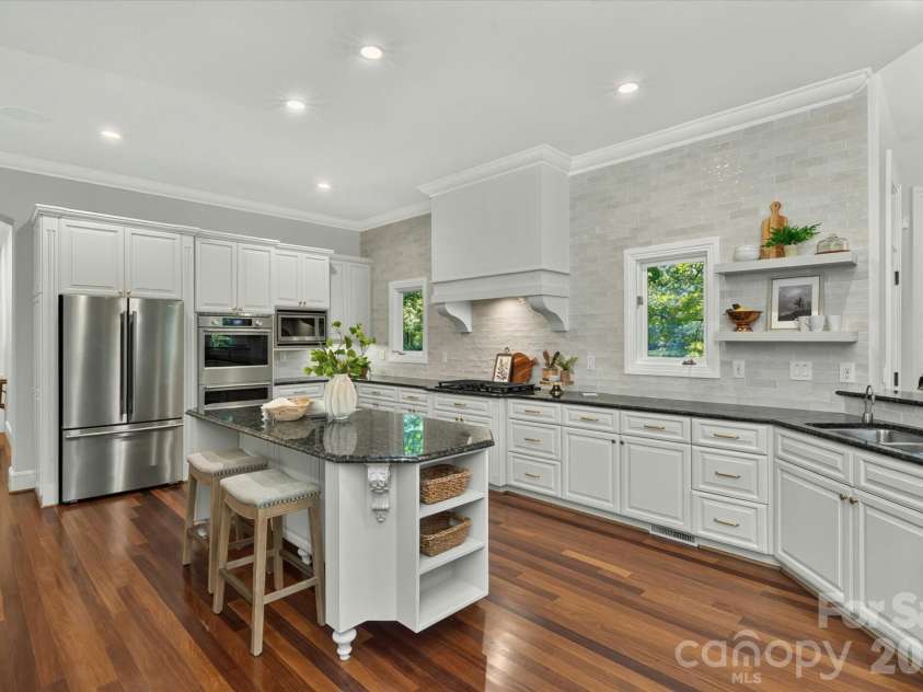 9117 Yellow Pine Court, Waxhaw, NC 28173.  MLS# CAR4400732, YatesRealty ID 35906. 