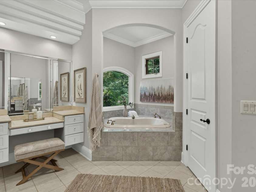 9117 Yellow Pine Court, Waxhaw, NC 28173.  MLS# CAR4400732, YatesRealty ID 35906. 