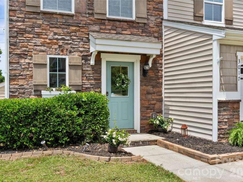 3017 Rhododendron Place, Clover, SC 29710.  MLS# CAR4394093, YatesRealty ID 35907. 