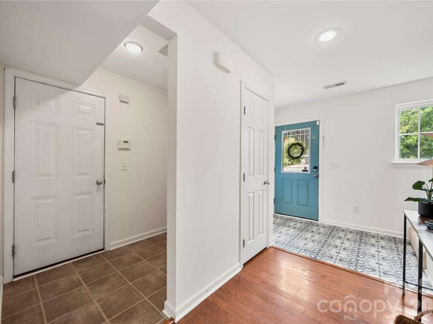 3017 Rhododendron Place, Clover, SC 29710.  MLS# CAR4394093, YatesRealty ID 35907. 