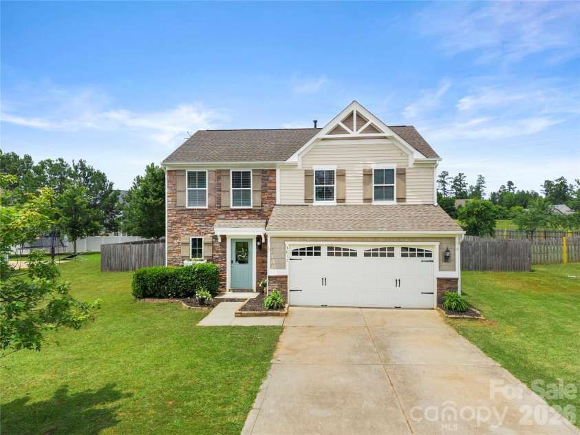 3017 Rhododendron Place, Clover, SC 29710.  MLS# CAR4394093, YatesRealty ID 35907. 