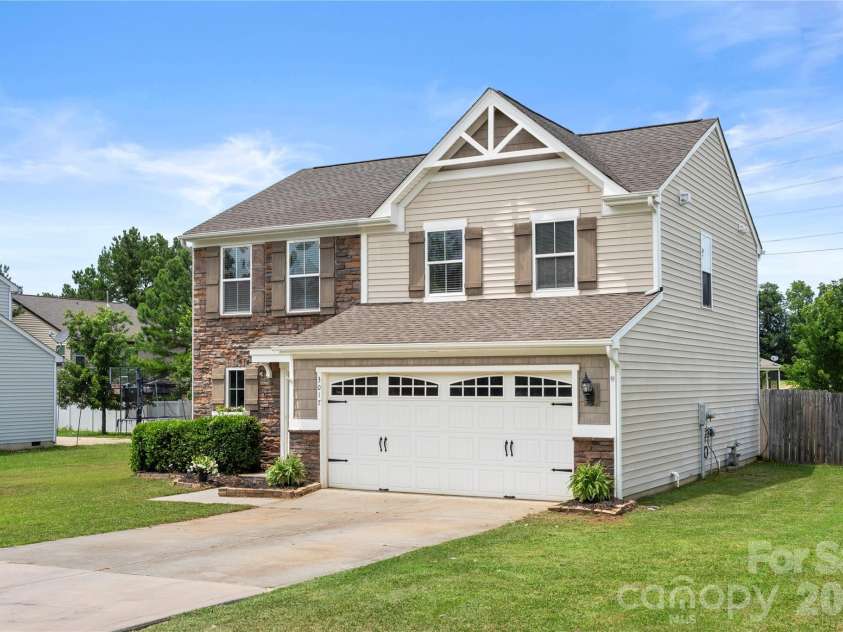 3017 Rhododendron Place, Clover, SC 29710.  MLS# CAR4394093, YatesRealty ID 35907. 