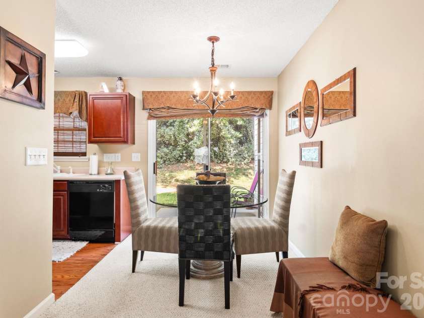 11549 Retriever Way, Charlotte, NC 28269.  MLS# CAR4401598, YatesRealty ID 35908. 