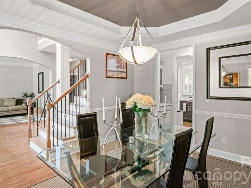 10209 Treetop Lane, Cornelius, NC 28031.  MLS# CAR4387634, YatesRealty ID 35909. 