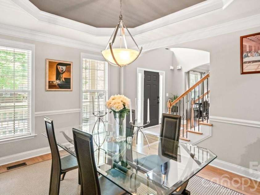 10209 Treetop Lane, Cornelius, NC 28031.  MLS# CAR4387634, YatesRealty ID 35909. Dining Room
