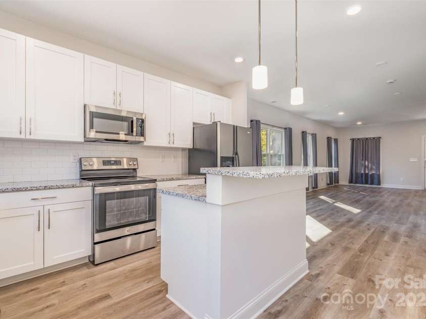 1006 B Street, Kannapolis, NC 28081.  MLS# CAR4226290, YatesRealty ID 3591. 